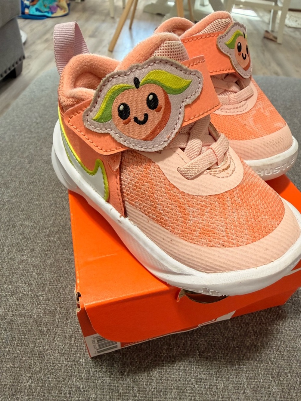 Nike Kids Peach “lil fruits” Character Sneakers - Peach/Pink/White